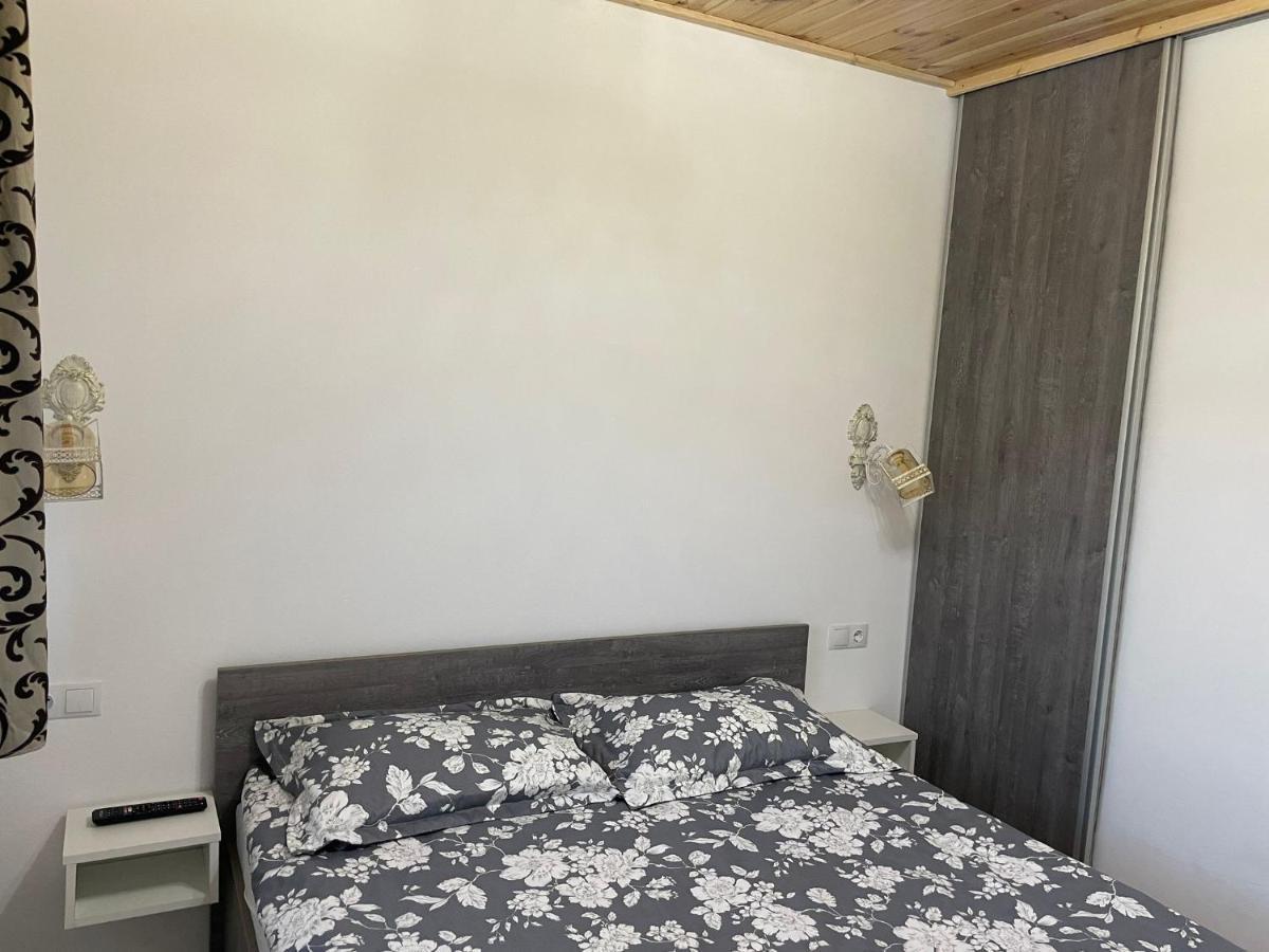 Casa De Langa Padure Otel Sighetu Marmaţiei Dış mekan fotoğraf